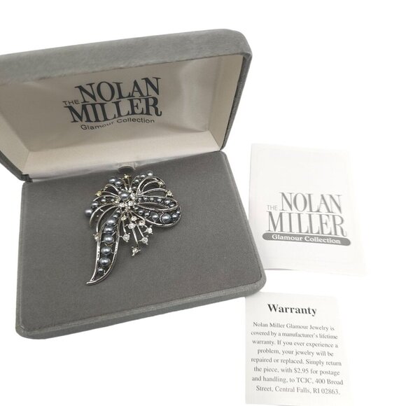 Nolan Miller Glamour Collection Brooch With Faux Gray Pearl Crystal in Box - Picture 1 of 4